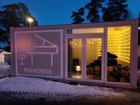PianoBox